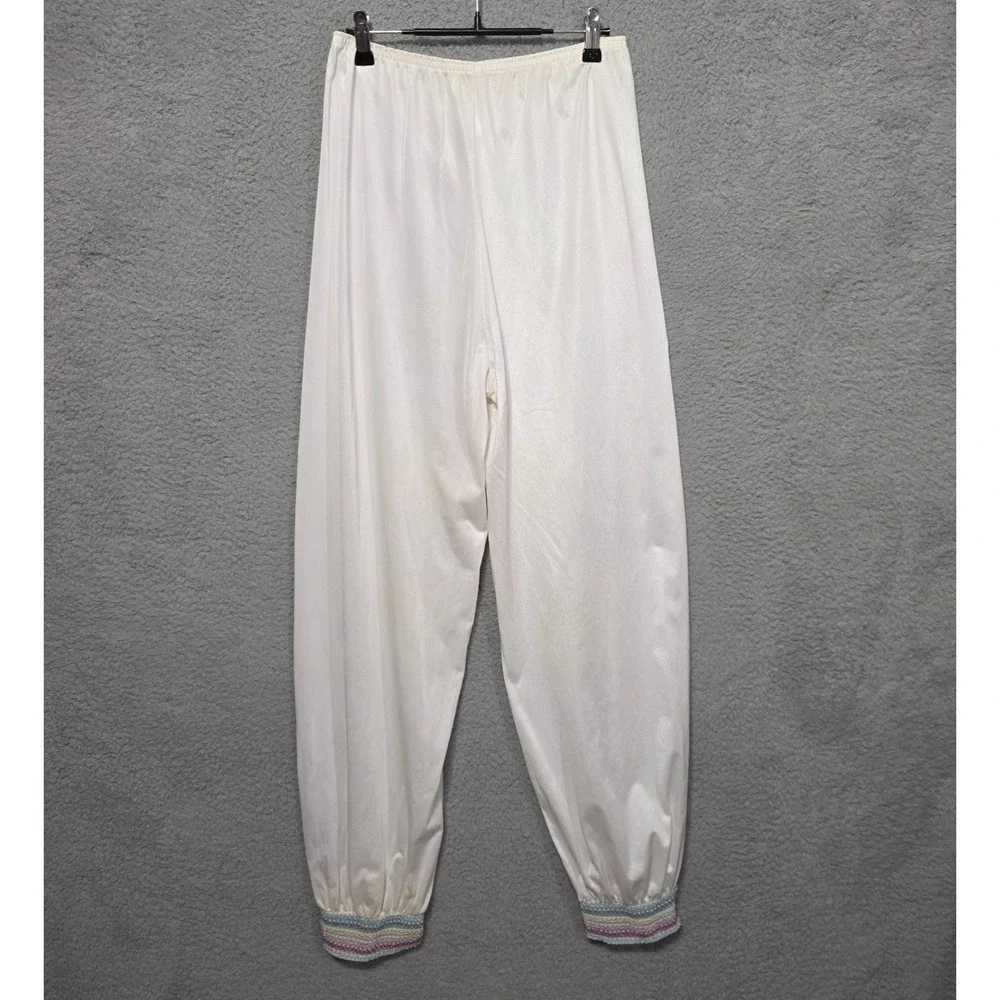 Vel Made Womens 80s White Nylon Tricot Pajama Set Smocking Granny Chic Vintage
